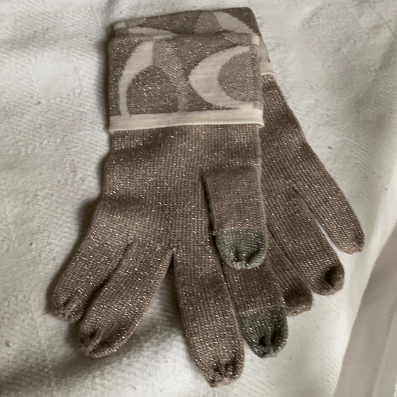 Coach Accessories - Coach Knit One Touch Gloves NWOT